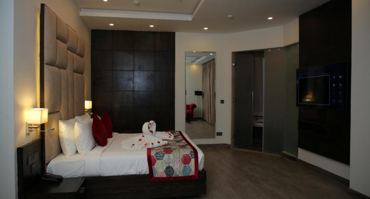 Hotel Rosetum Kasauli Extérieur photo