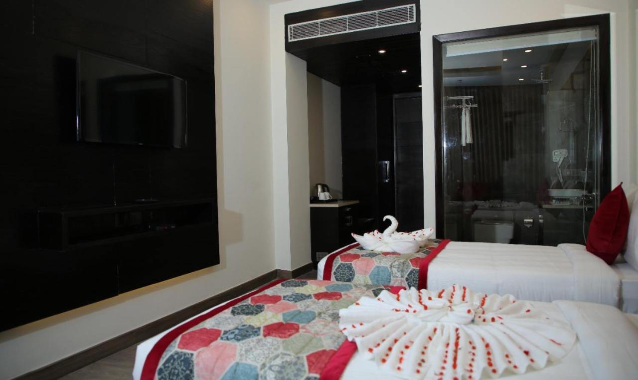Hotel Rosetum Kasauli Extérieur photo