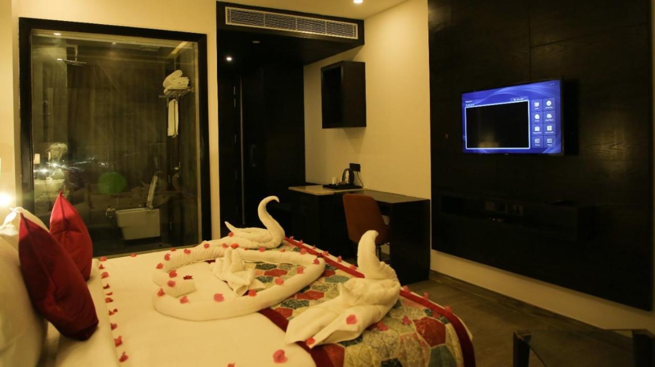 Hotel Rosetum Kasauli Extérieur photo
