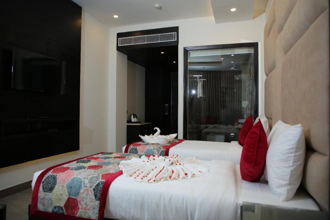 Hotel Rosetum Kasauli Extérieur photo