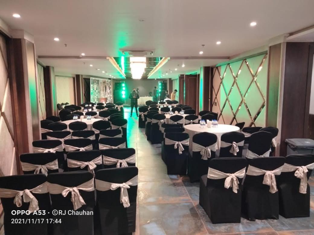 Hotel Rosetum Kasauli Extérieur photo