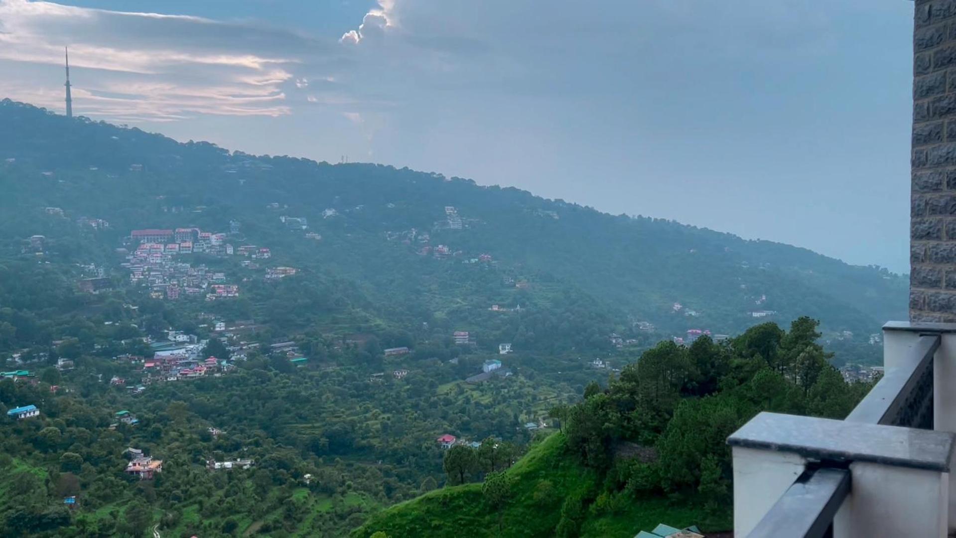 Hotel Rosetum Kasauli Extérieur photo